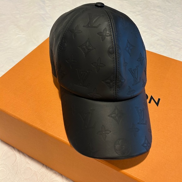Louis Vuitton Monogram Shadow Cap - Excellent Condition- authenticity guarantee